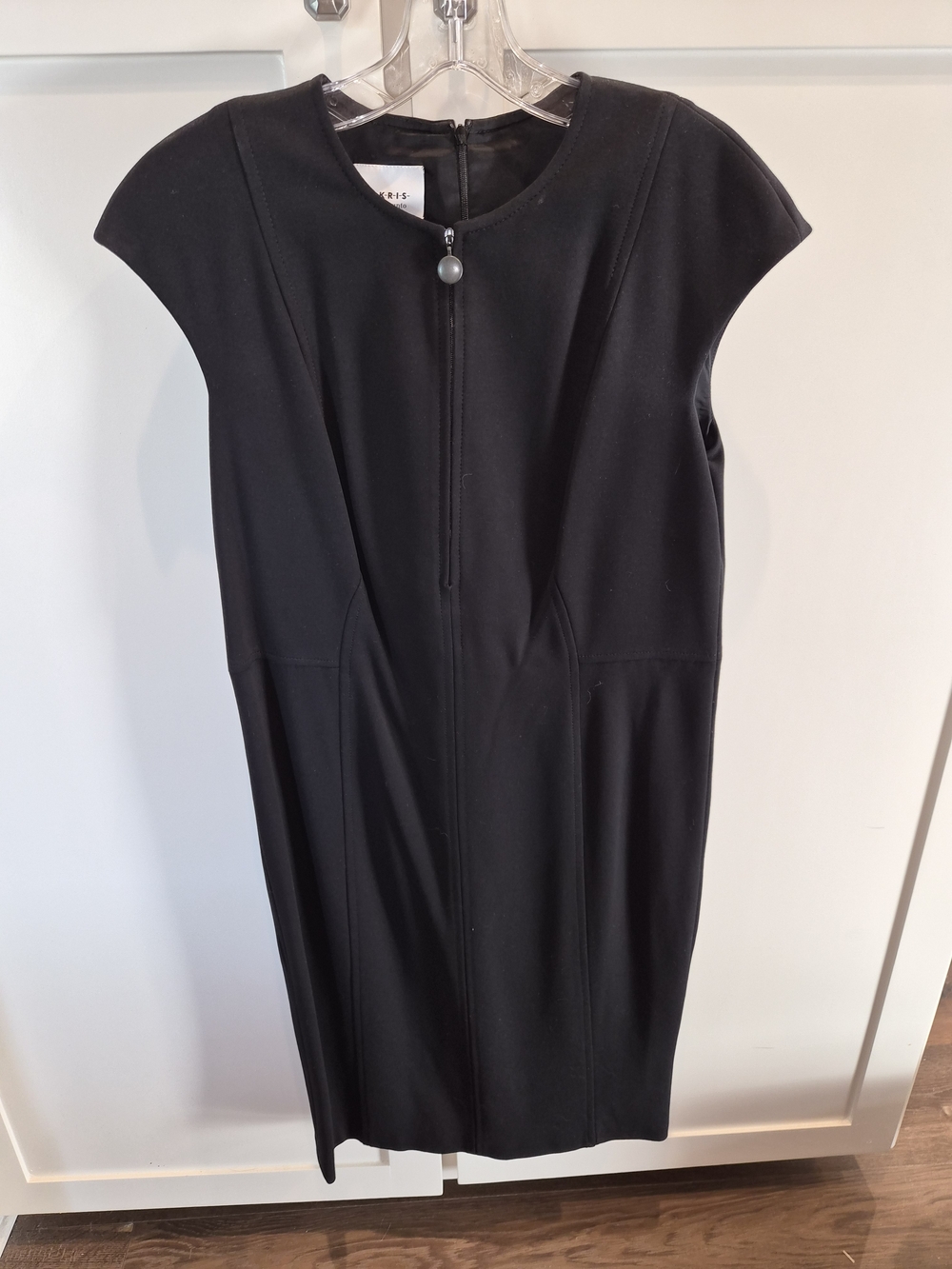 Akris Punto Cap Sleeved Dress